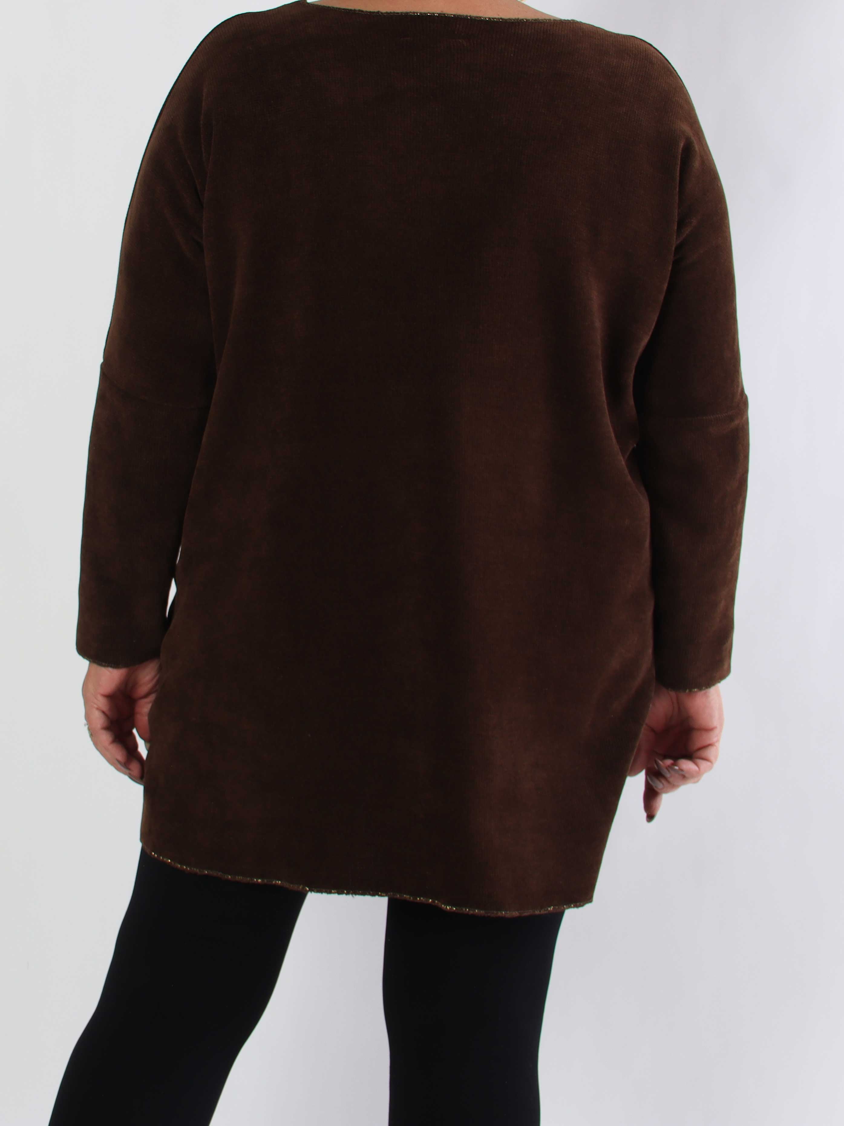 Rocka - Mjuk stickad plus size klänning med motiv